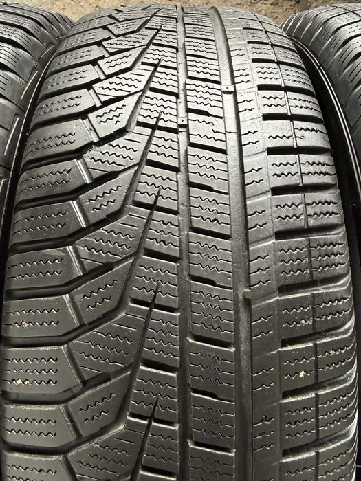 4x Anvelope Iarna 215/65 R17 - Hankook Winter I Cept Evo 2 Suv AO