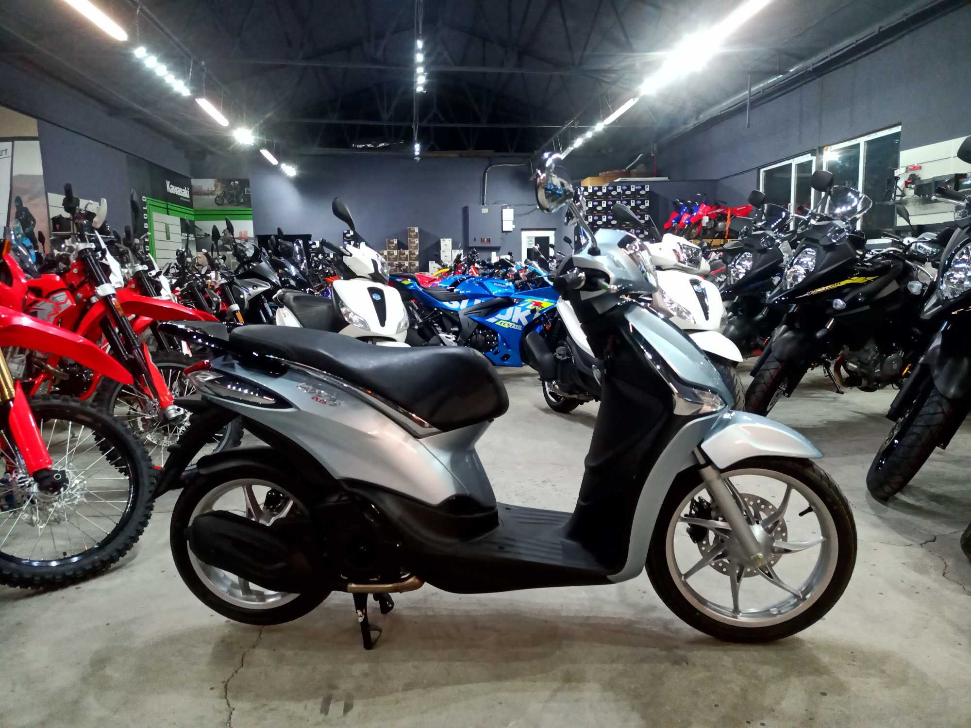 Piaggio Liberty 125 nou se va conduce cu B in curand- stoc EST BIKE