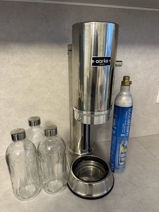 Aarke carbonator PRO cu butelie plină Sodastream