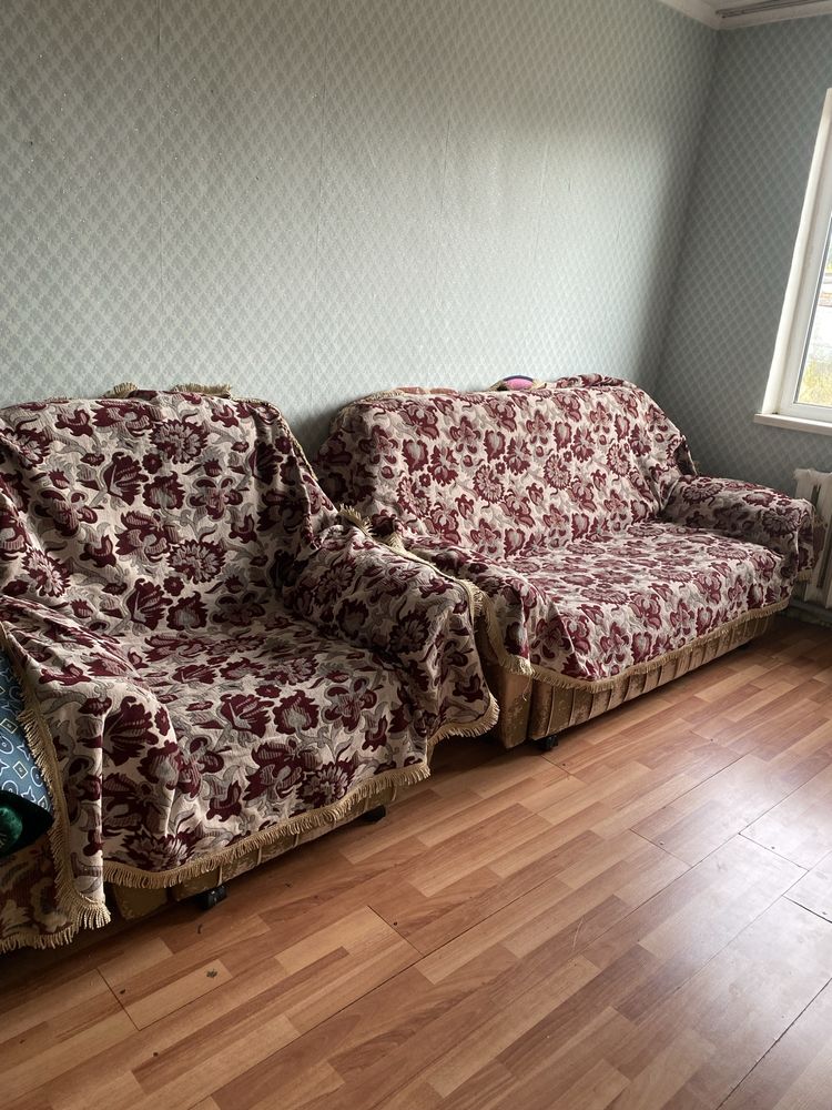 Диван и 2 кресла