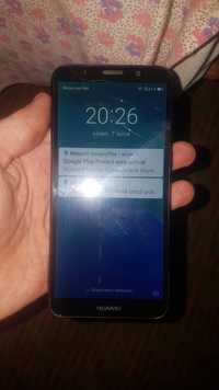 Vând Huawei y5 2018 fisurat