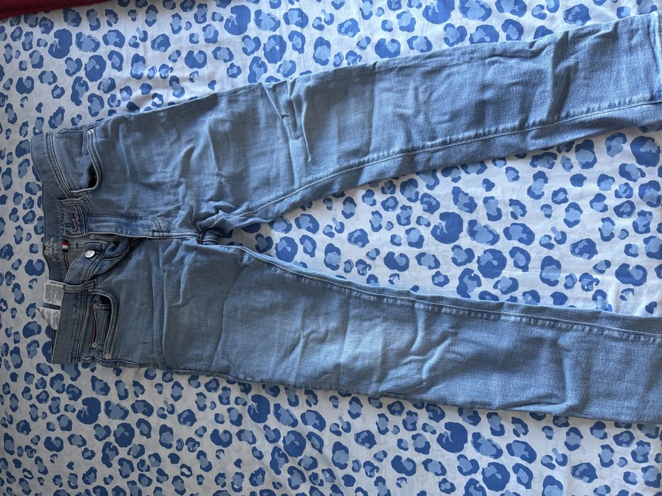 Blugi tommy hilfiger slim 31-30