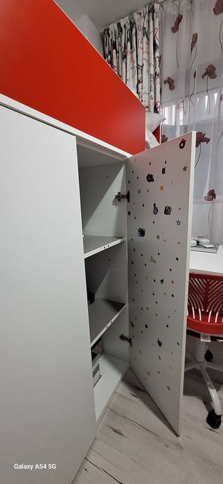 Pat suprapus cu scări si dulap(urgent)