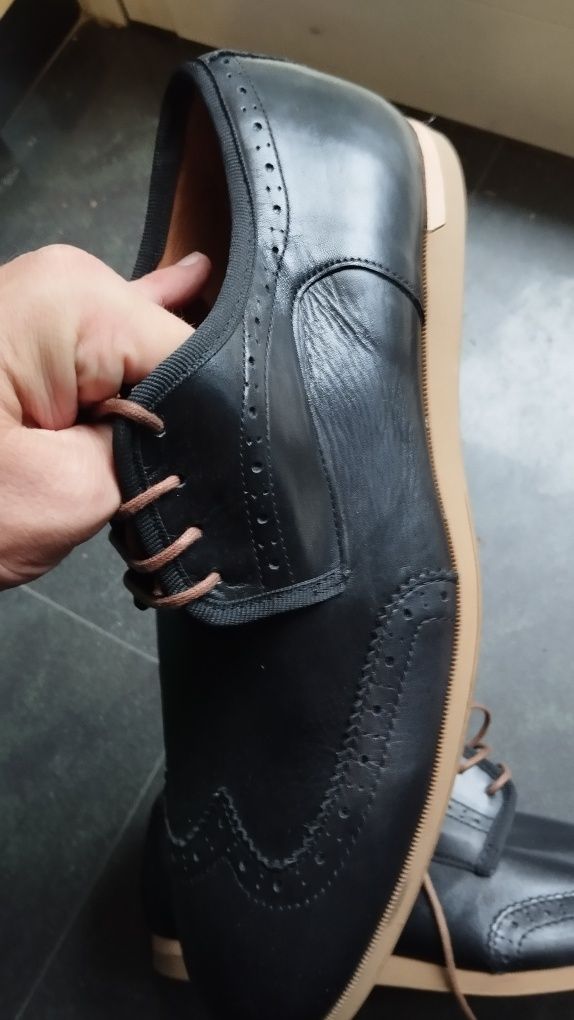 Zara кожени обувки size 43