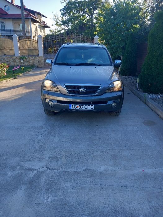 Vând kia sorrento Automata 2007 2,5