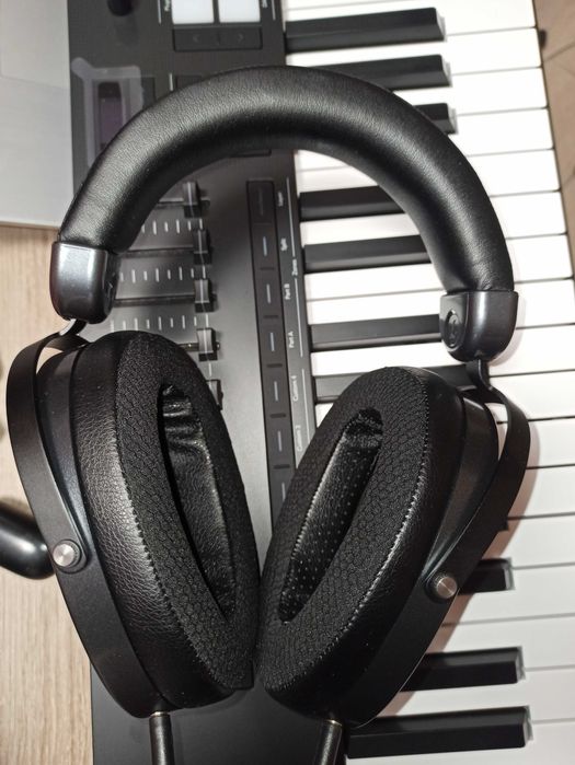 Продавам слушалки HiFiMan Edition XS