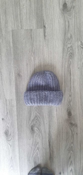 Дамска шапка с естествен косъм