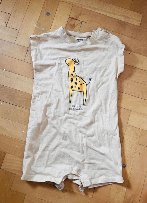 4 бр. бебешки пижами 98 размер за 10лв.