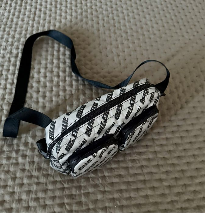 Чантичка H&M - Billie Eilish