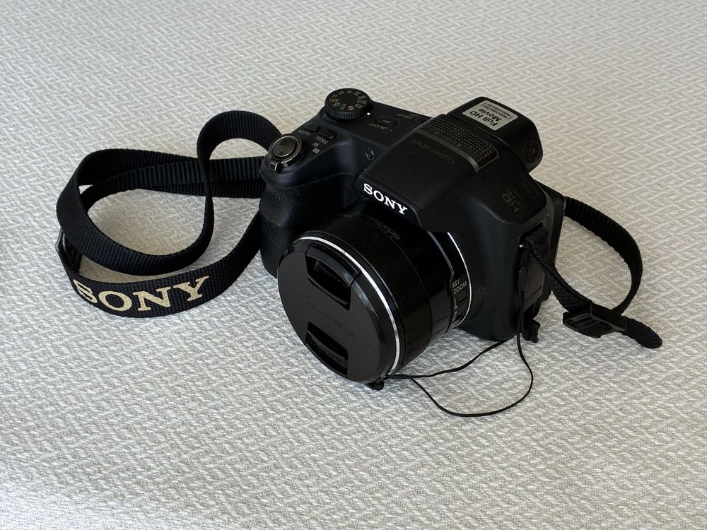 Фотоапарат Sony Cyber-Shot DSC-HX200V 18,2 MP