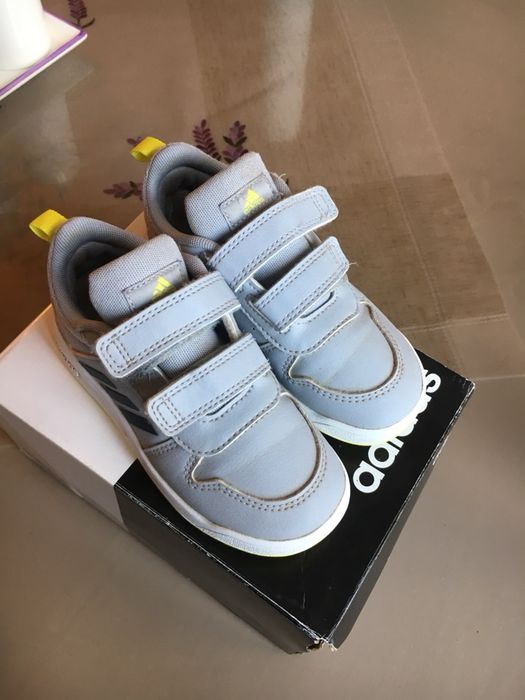 Adidasi  copii adidas nr 26