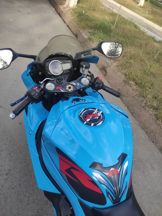 Продам мотоцикл Suzuki GSX R -1000