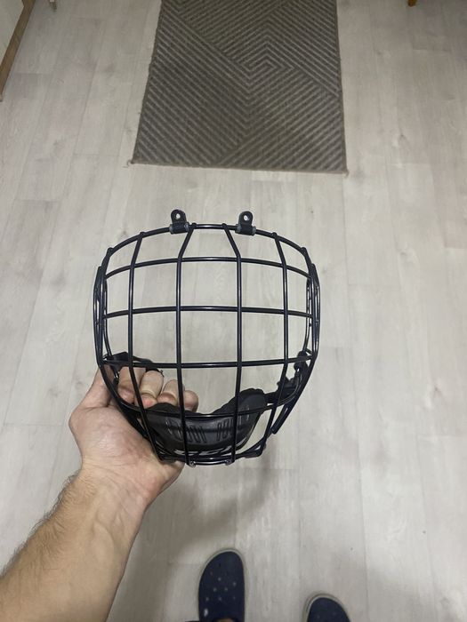 Маска хоккейная черная ССМ, размер М