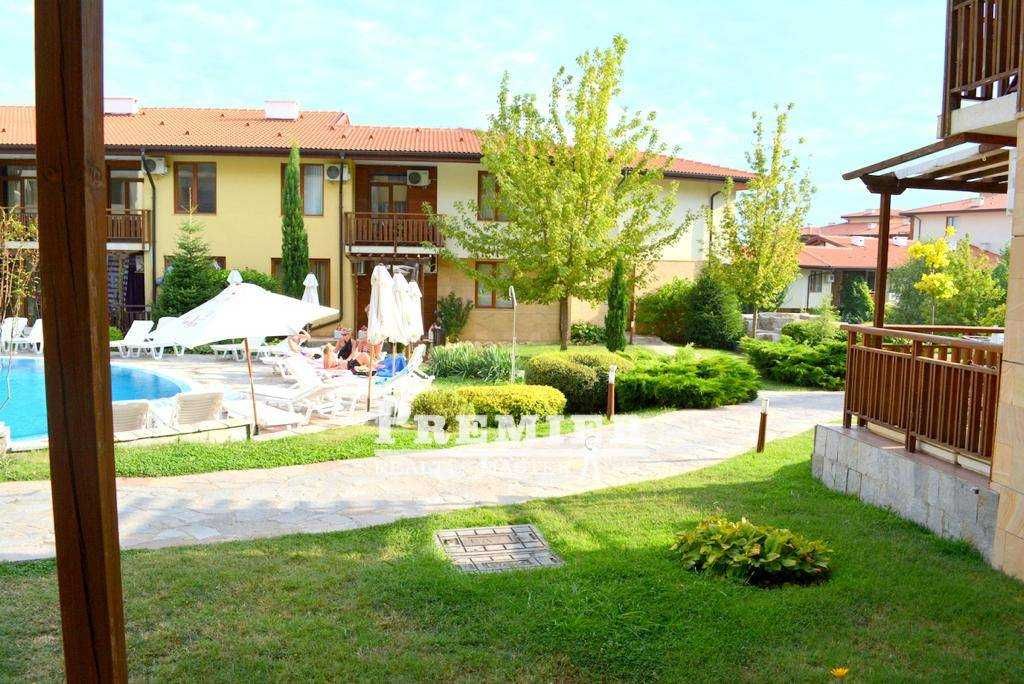 Продава се Едностаен апартамент в Свети Влас - 55 кв.м за 910 €/кв.м - Снимка #2
