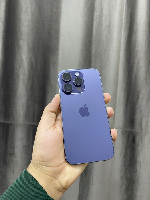 iphone 14. pro purple