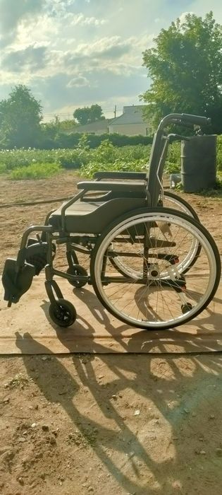 Инвалидная коляска