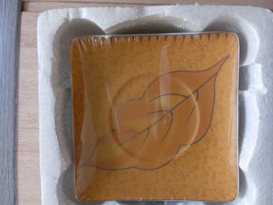 Кофейные чашки Gold Japan Desigh