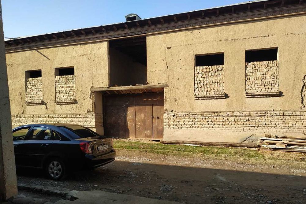 Uy sotiladi 8 sotix Keles Generalda