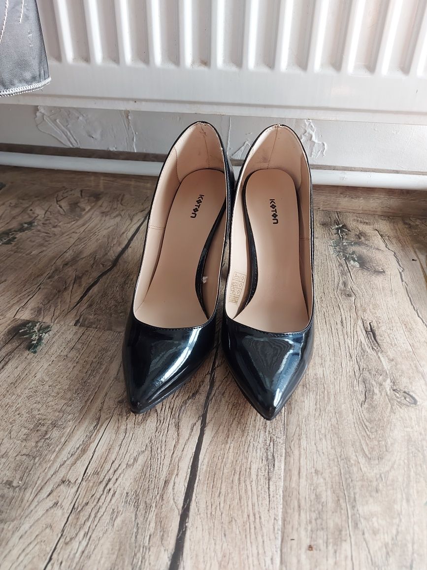 Pantofi stiletto 38