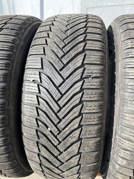 4 бр. зимни гуми 215/60/16 Michelin A6 5,5-6,5 mm DOT 1218