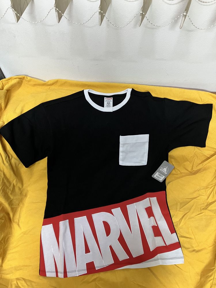 Tricou Marvel, original Disney, nou, cu eticheta