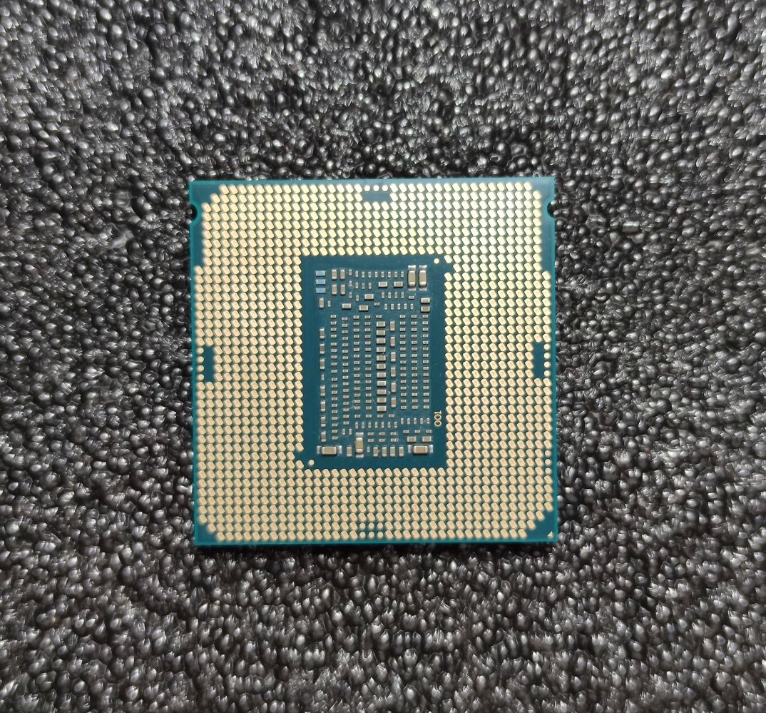 Procesor Intel i7 8700, socket 1151 v2