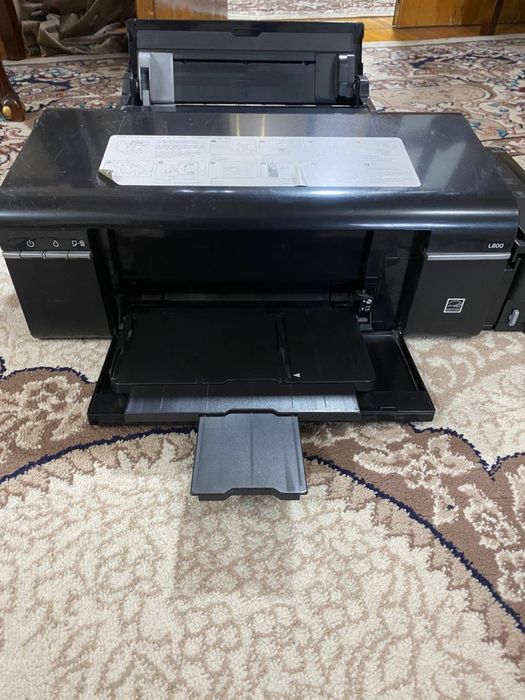 Epson L800 holati yaxshi ranglari 100%