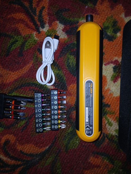 Толсен аккумуляторни отвёртка