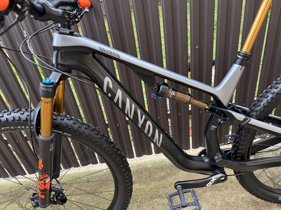 Bicicleta Full Suspensie Canyon Neuron CF 29 carbon Kashima Sram X0