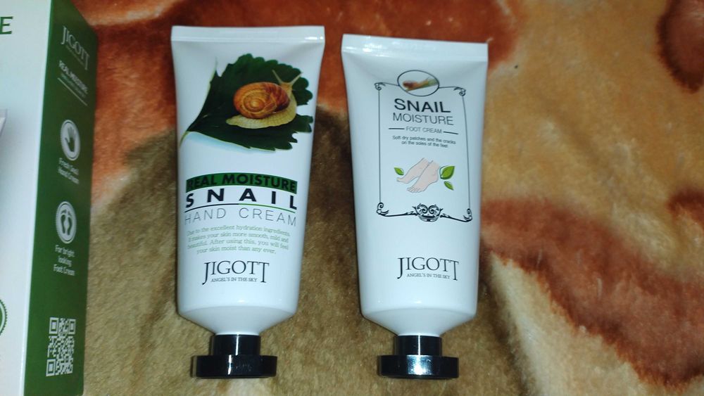 Naaбор kreмоv Jigott Reeal Mooisture Hand aAnd Foot CrReam Set