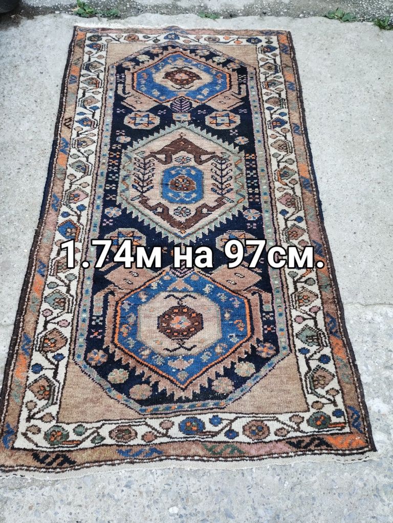 Ръчно тъкани вълнени Антични килими и пътеки.Цени по договорка.