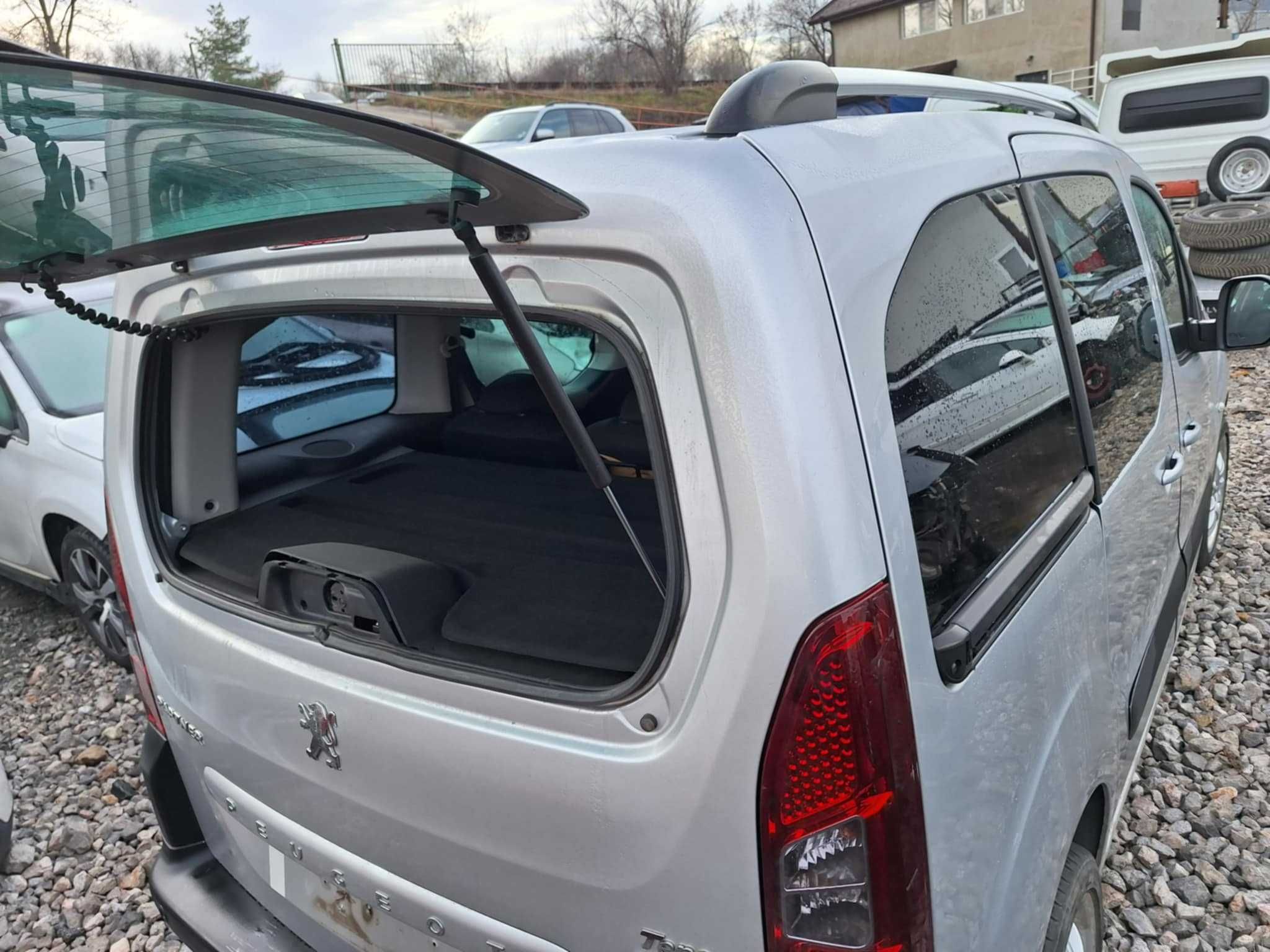 Peugeot Partner 1.6 Бензин на части! ---Счупен Двигател---