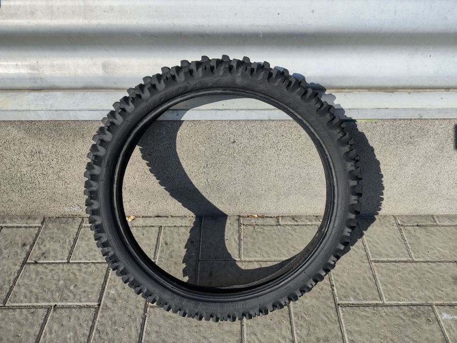 Anvelopa Metzeler 90/90R21 ca noua.