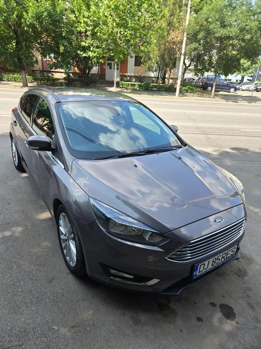 Ford Focus Titanium...