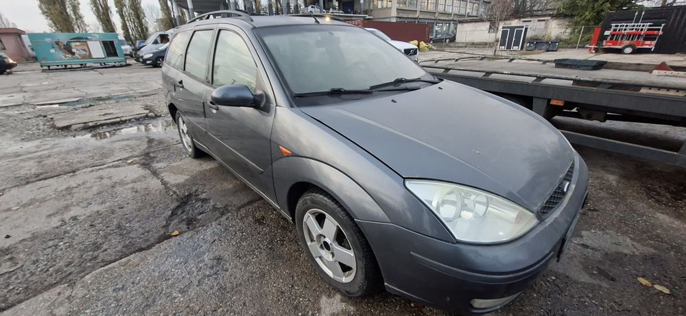 Dezmembrez Ford Focus 1 Break 1.8D 2003