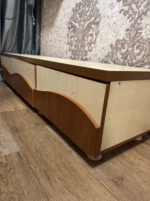 Отдам даром тумба под телевизор