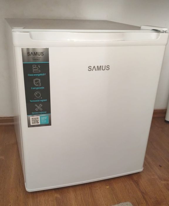 Samus frigider minibar Nou