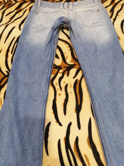 Дамски дънки FASHION POINT.