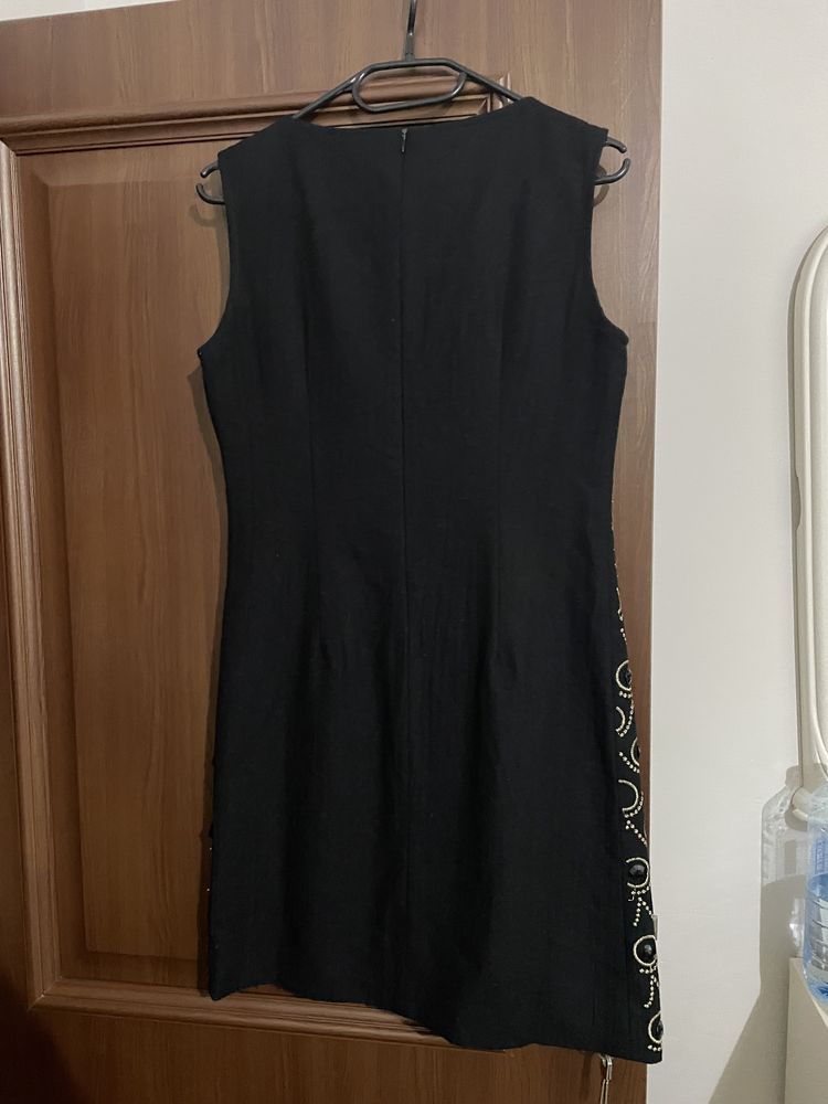 Rochie neagra, marimea M