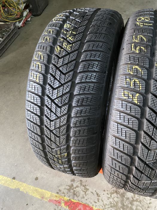 Anvelope iarna 235/55/18 Pirelli Scorpion Winter RFT 235 55 18 R18
