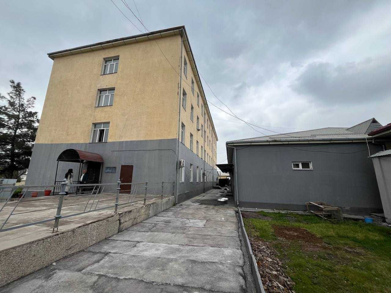 Сдается в аренду нежилое помещение Ангрен