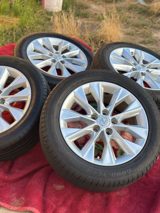 диски с шинами 215/55/17