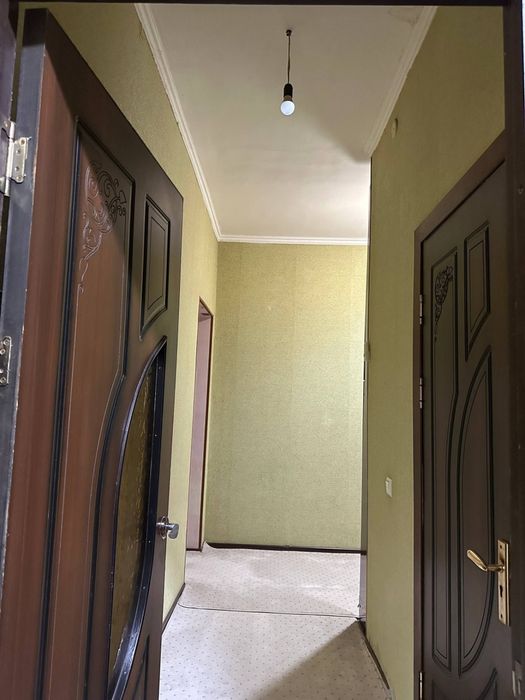 Янги домда 2этажда 2хонали кв срочна 32.000$га сотилади