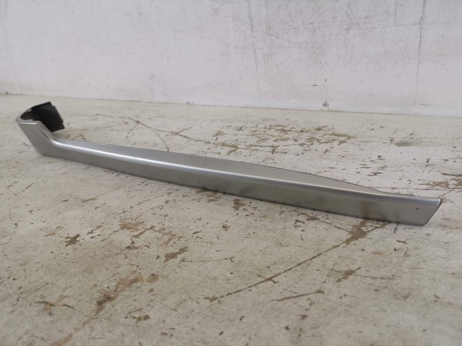 Орнамент задна броня Дясна / Ornament Zadna Bronya Dyasna Land Rover R