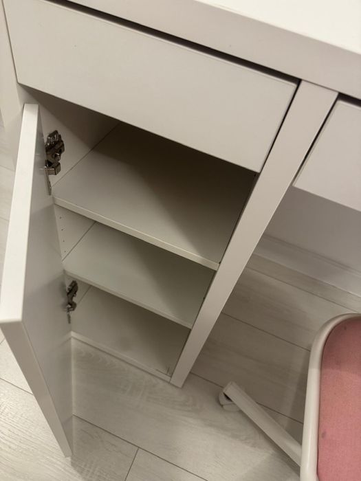 Birou copii Ikea Micke si scaun rotativ ajustabil inaltime