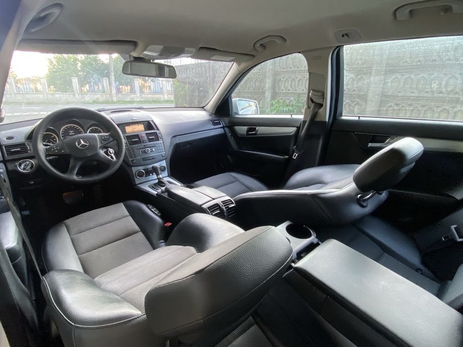 Mercedes C-Class Blue Effiency 2.2 Diesel