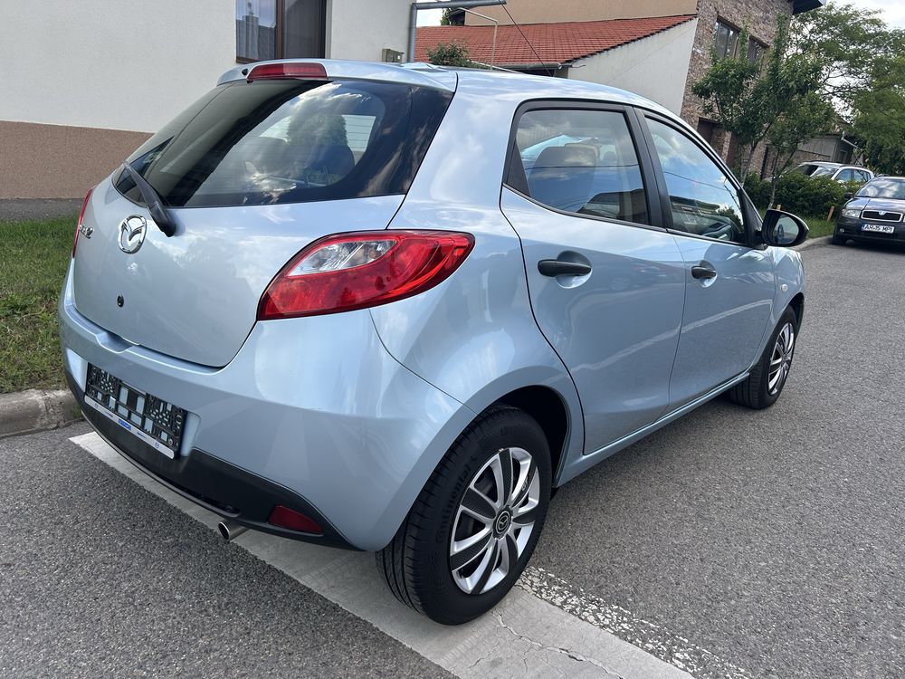 Mazda 2 1.4 Benzina 75 Cp an 2010