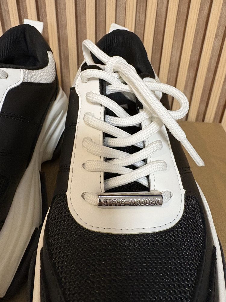 Сникърси Steve Madden 38