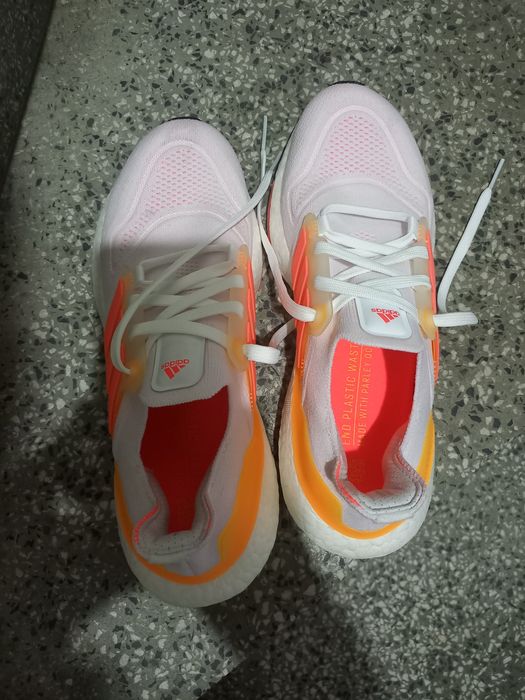 Маратонки дамски Adidas Ultraboost