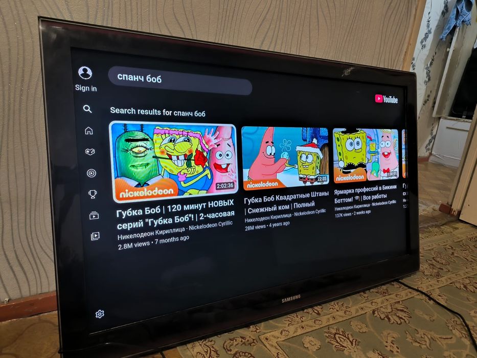 Смарт телевизор Samsung 106 см WiFi YouTube